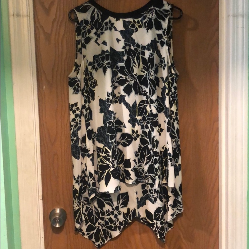 Green, blue, black, and white Vince Camuto shirt